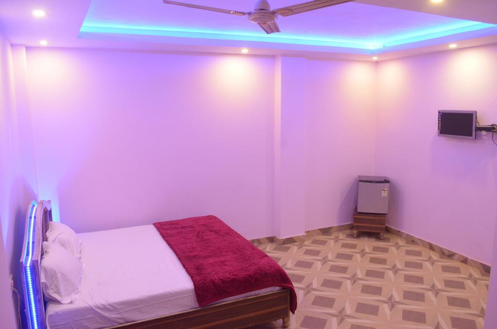 Assi River Guest House Варанасі Екстер'єр фото