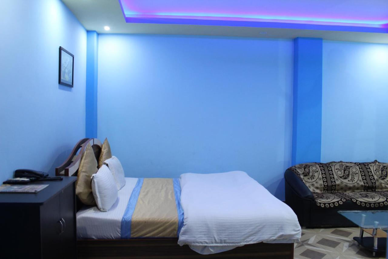 Assi River Guest House Варанасі Екстер'єр фото